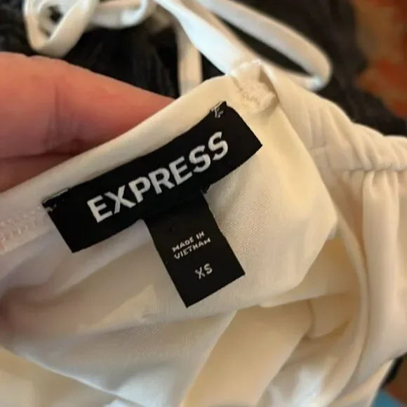 Express Cream SMOOTH MATTE JERSEY DRAPED FRONT TOP, size XS - Picture 7 of 9